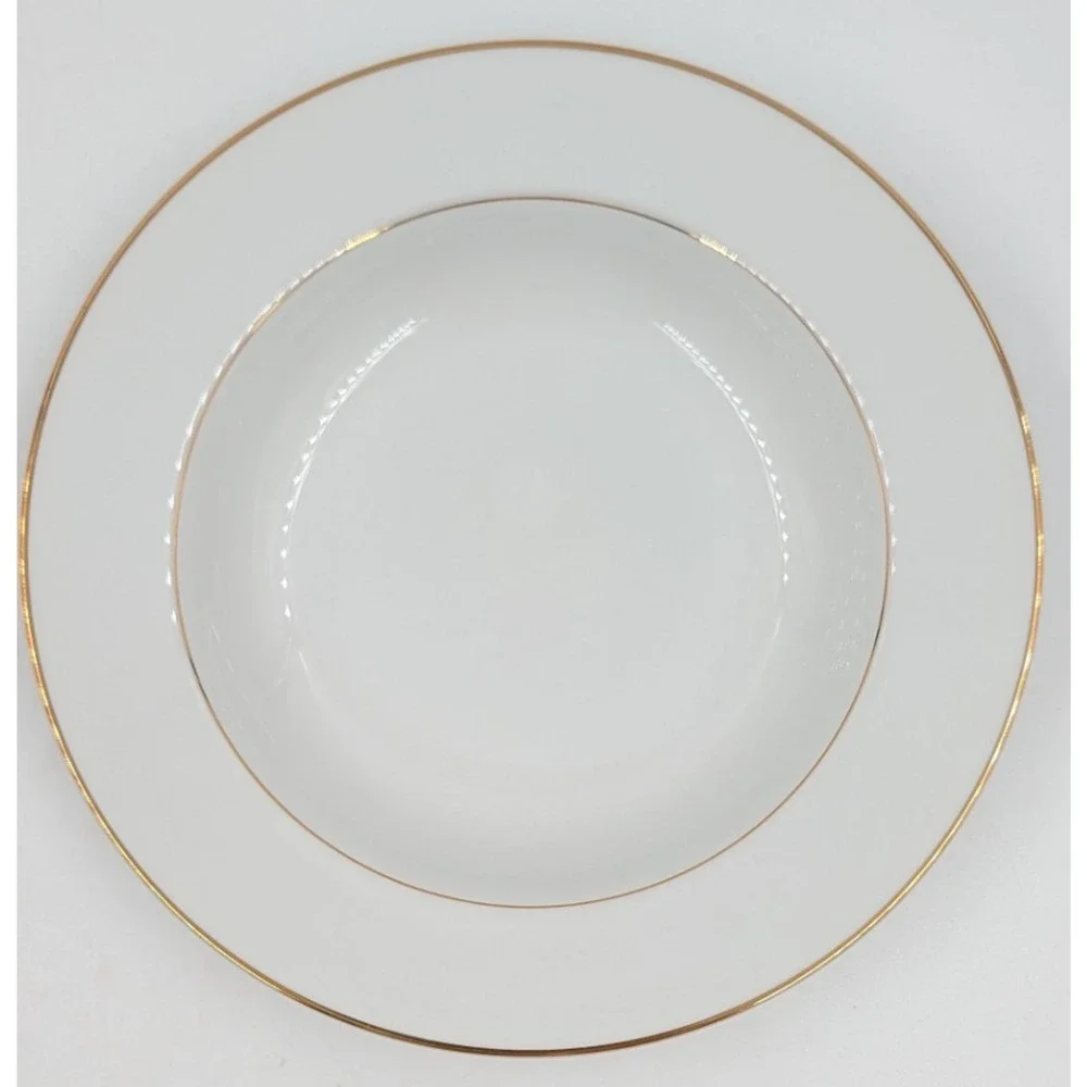 Four Crown Mayfair 381 Rim Soup Bowl Gold Trim Japan 8 1/2